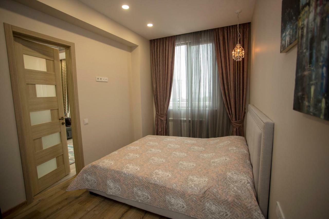 Nano'S Exclusive Fashionable Apartment Batumi Zewnętrze zdjęcie