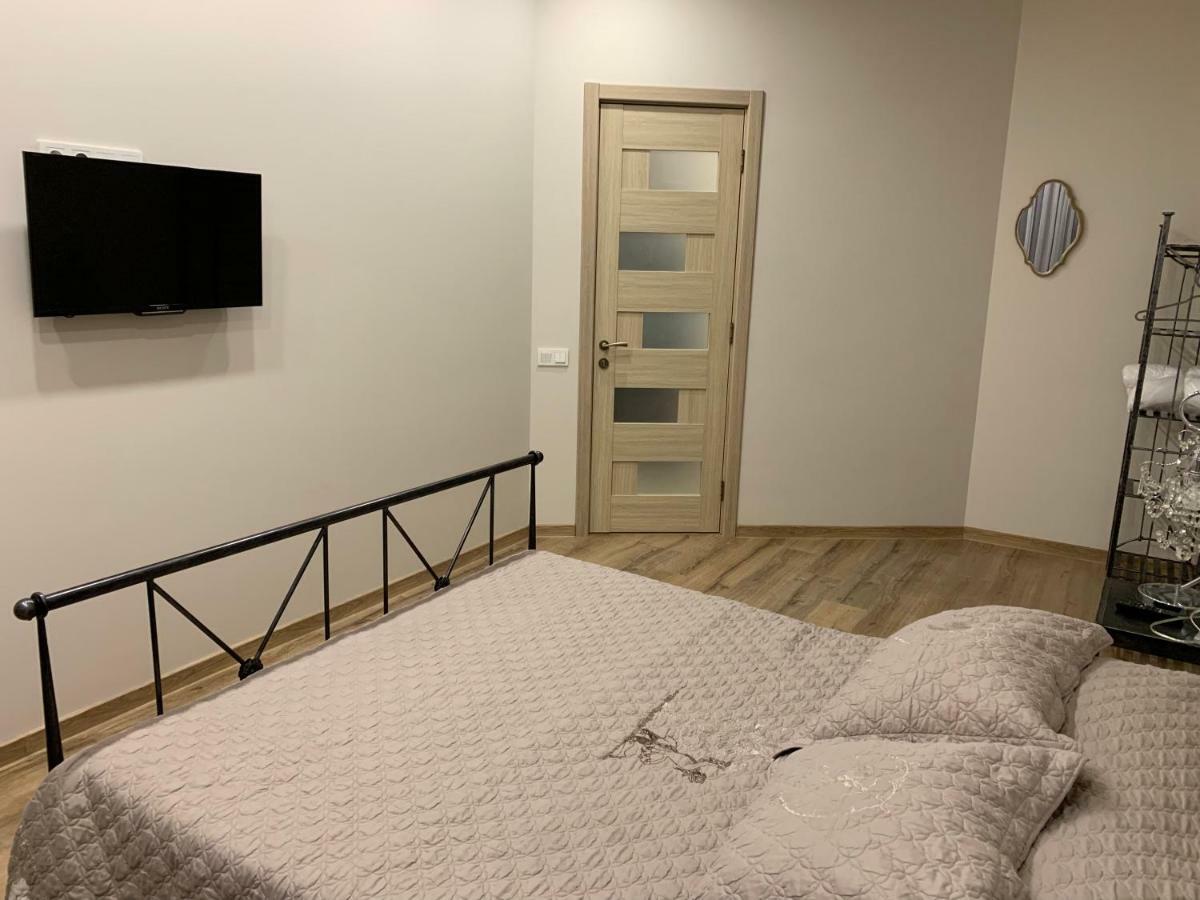 Nano'S Exclusive Fashionable Apartment Batumi Zewnętrze zdjęcie